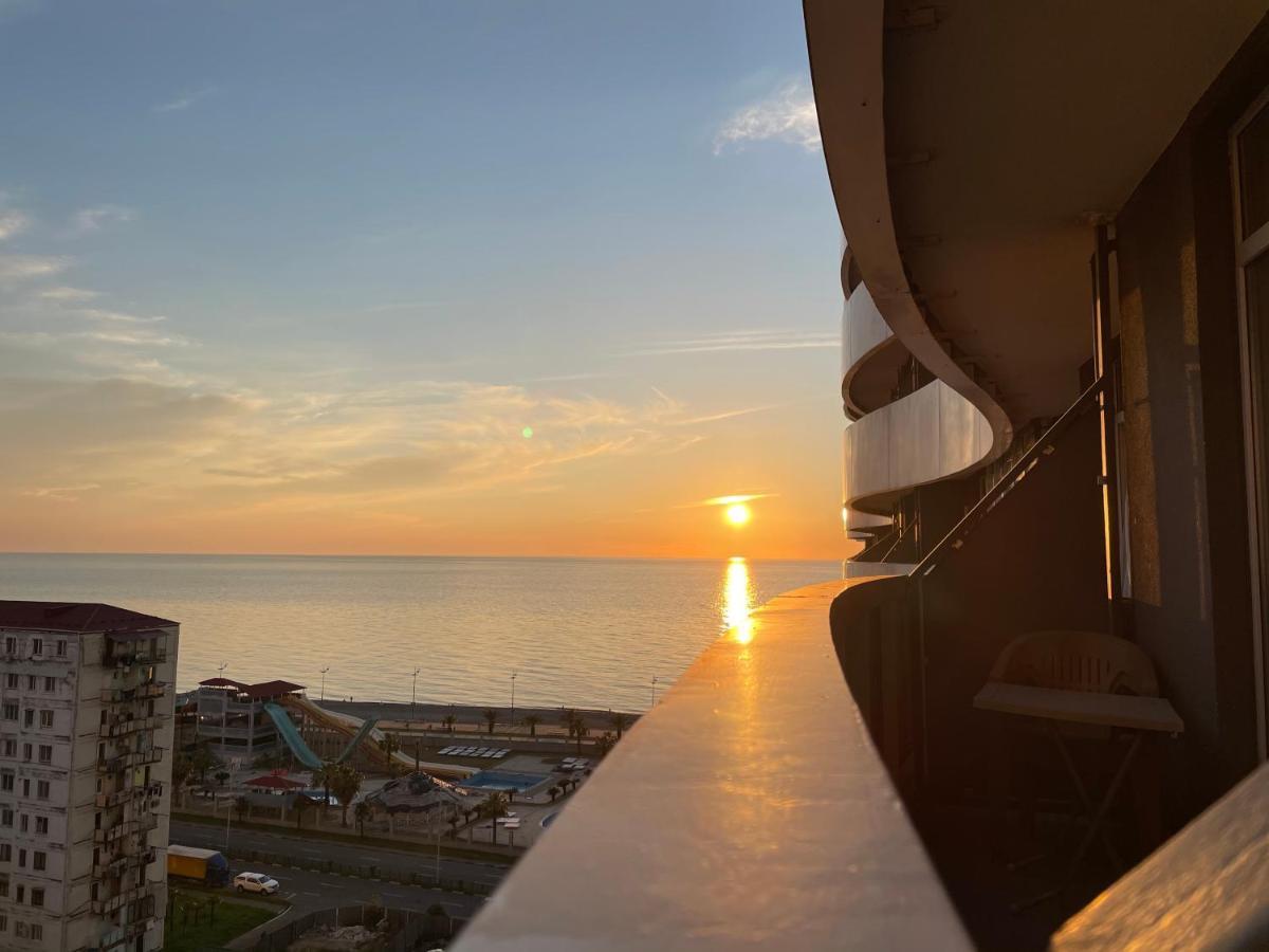 Orbi Residence Sea View Batoemi Buitenkant foto